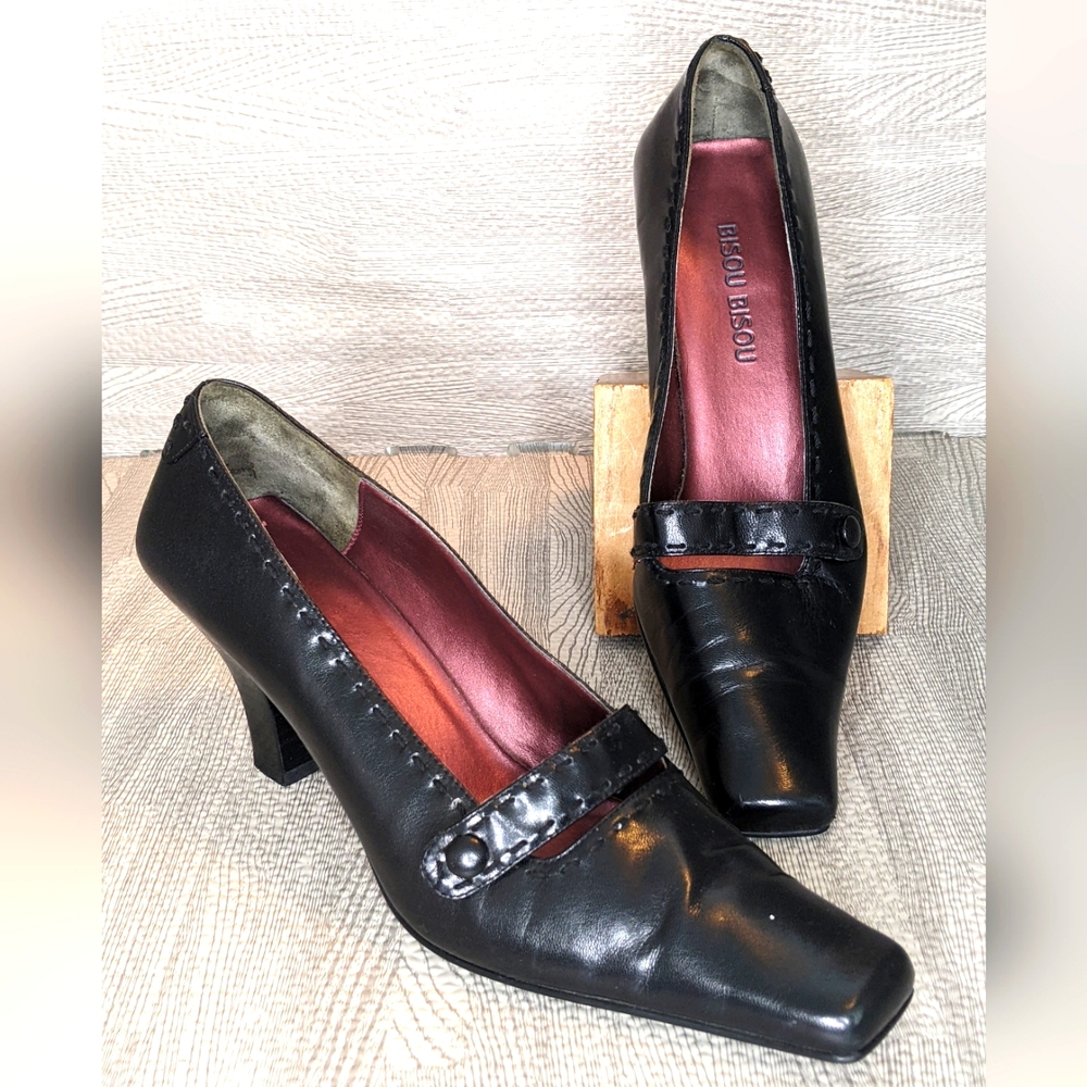 Bisou Bisou Black Leather Heels, 9